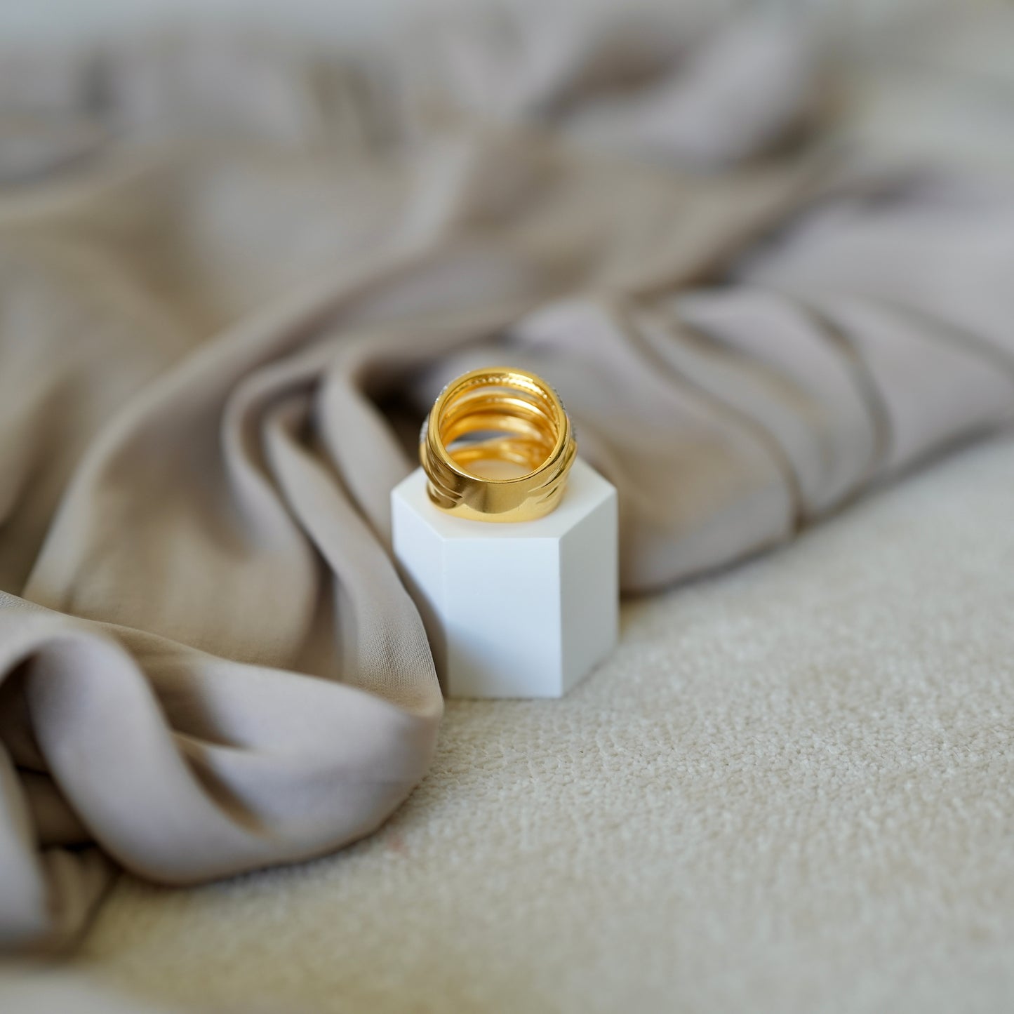 LE GRAND BIJOU RING