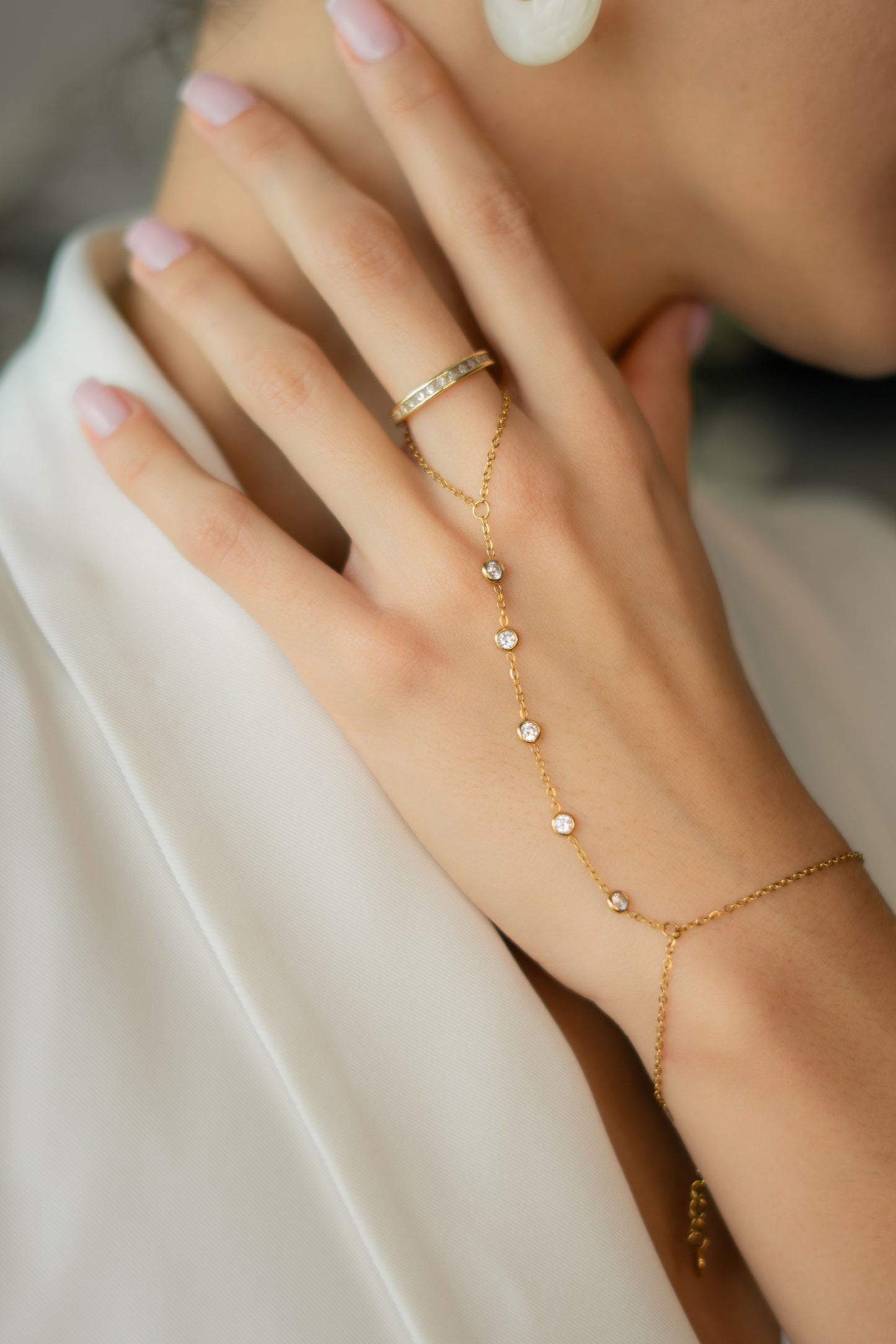 CHAÎNE DU MAIN HAND CHAIN