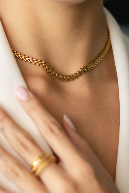 ATHANÉNA CHOCKER